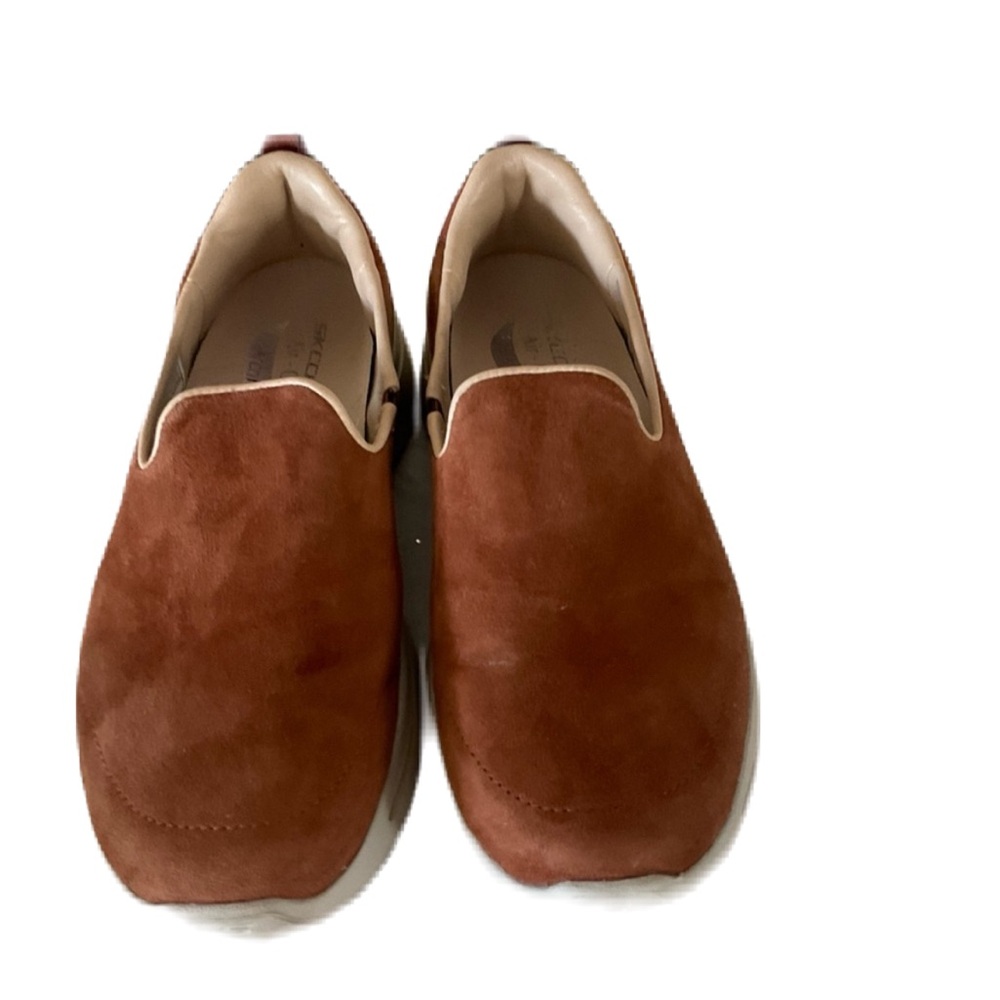 Skechers Women's Arch Fit Suede Brown Slip-ons 7